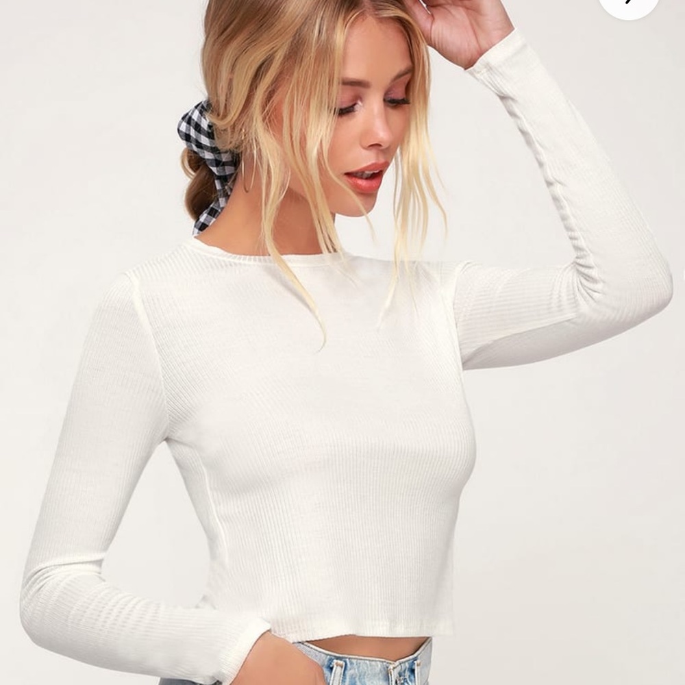 White ribbed long sleeve top